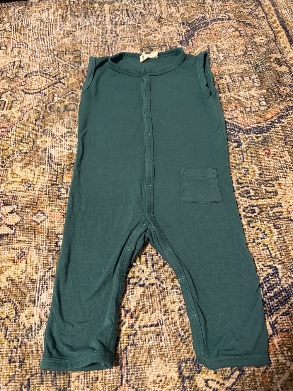 Sleeveless snap button-down romper